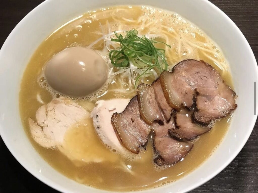 濃厚鶏白湯ラーメン・つけ麺専門店 横道屋ラーメン