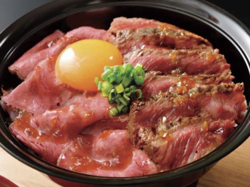 キッチンよしみ　ステーキ丼